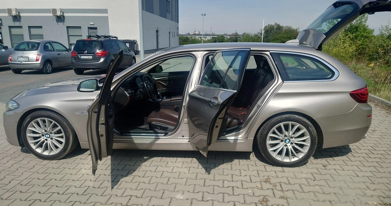 BMW Seria 5 cena 69999 przebieg: 169900, rok produkcji 2016 z Człopa małe 781